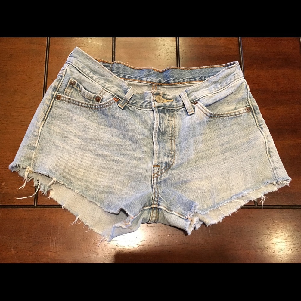 High waisted 501 Levi Shorts